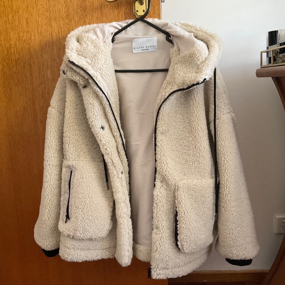 Decjuba Dluxe Hooded Teddy Jacket Cream 